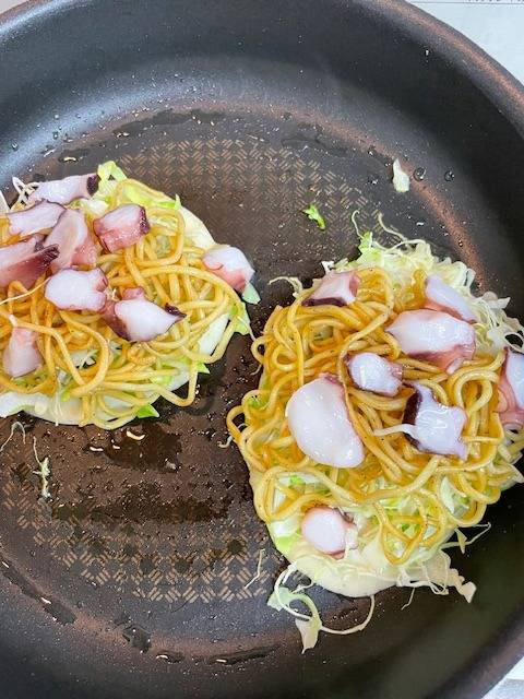 今日の晩ご飯は、タコお好み焼きが食べたくなっちゃいました。